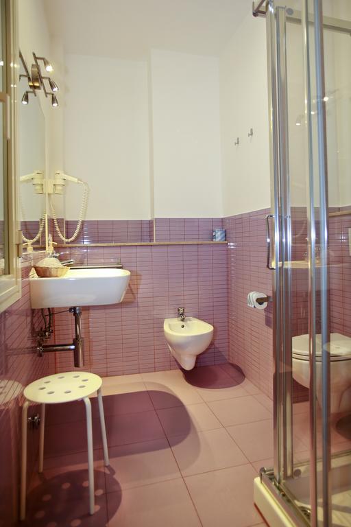 B&B A Casa Di Amici Giardini Naxos Luaran gambar